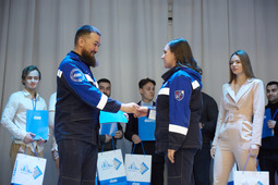 The first 17 people received their certificates from the management of Gazprom Pererabotka Blagoveshchensk (acting as the investor, owner and operator of the Amur GPP).
