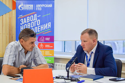 "If you are looking for a job at a modern plant, then we are coming" might be a proper title for a large scale recruitment campaign for the Amur GPP, a large plant in Russia. Another meeting with job seekers was held today in Achinsk of the Krasnoyarsk region. Representatives of Gazprom Pererabotka Blagoveshchensk (investor, owner and operator of Amur GPP) together with the Employment Center held the Amur GPP job fair.