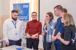 Far East institutions host career guidance meetings with Amur GPP workers