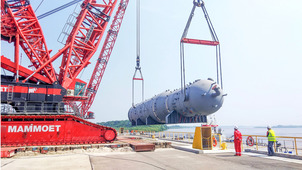 Handling works are performed at the Amur GPP jetty with use of two 1350-tons capacity cranes. Equipment is to be transported to the site by crane trucks and self propelled modular transporters.
