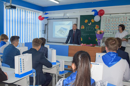 "The first two graduating classes of Gazprom class are being successfully trained under Gazprom's targeted training programs at higher education institutions across the country. In the near future, we are waiting for them to be employed at the Amur GPP," Evgeny Baklanov congratulated the students on the Knowledge Day.